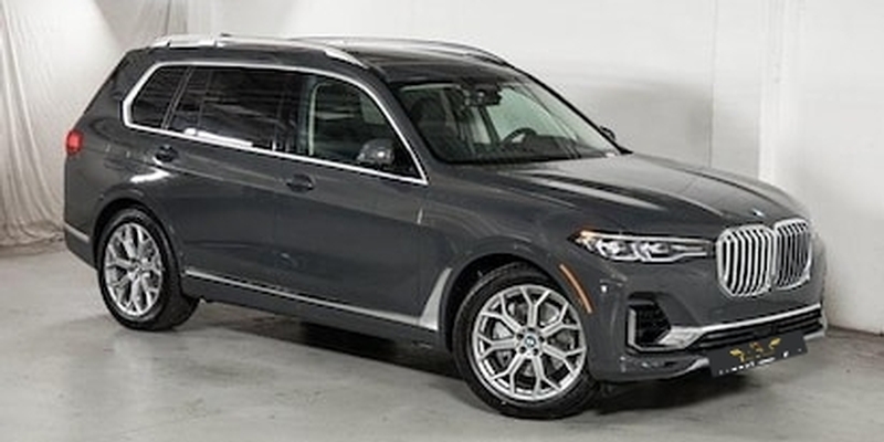 BMW X7 X-DRIVE 40i 7 SEATS 800 - 400