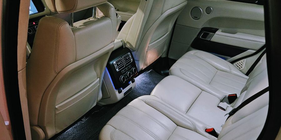 Range Rover Autobiorgraphy Rent Marbella 900 450 6